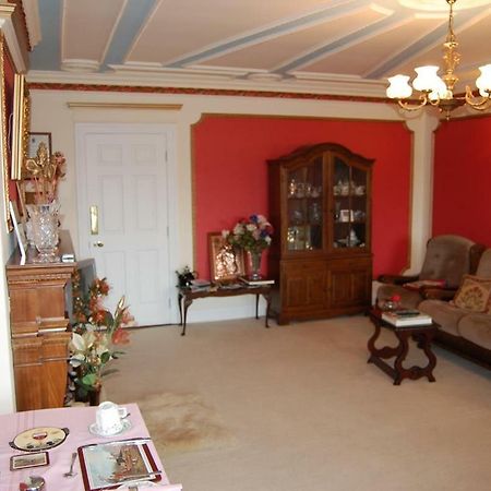 Ballingowan House Нюкасъл Уест Екстериор снимка